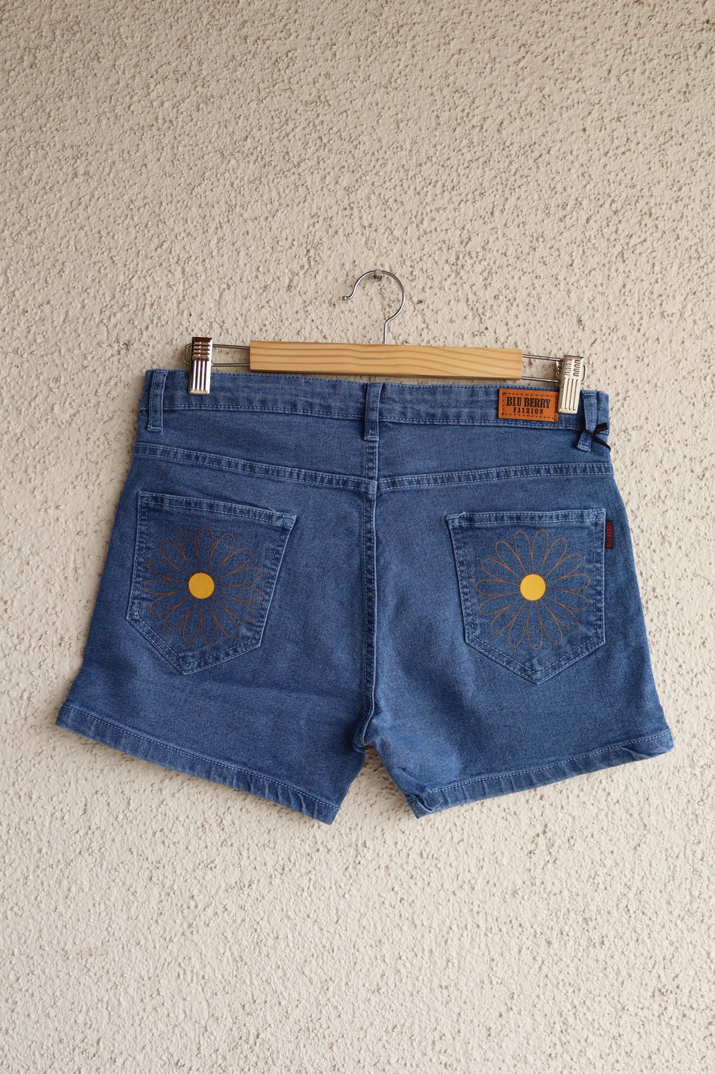 Trendy Daisy Shorts