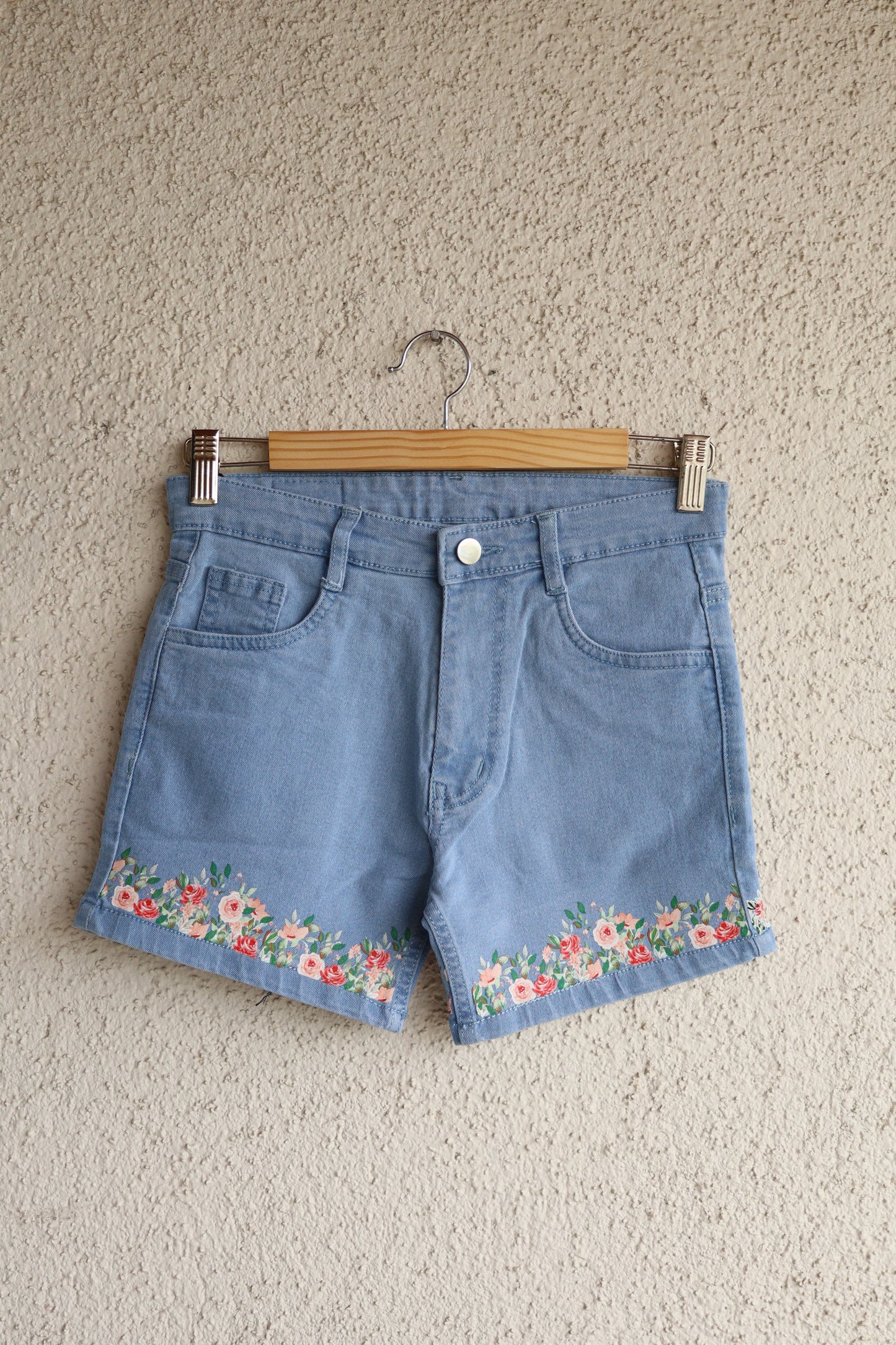 Trendy Flower Garden Shorts