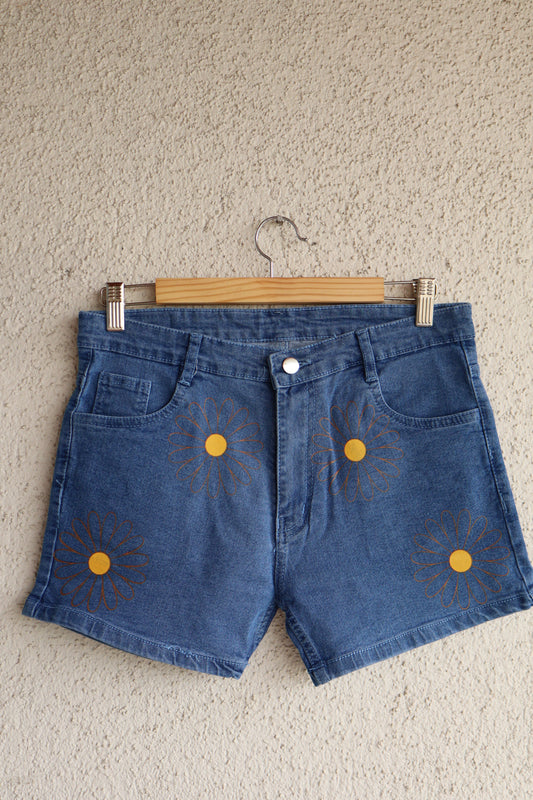 Trendy Daisy Shorts